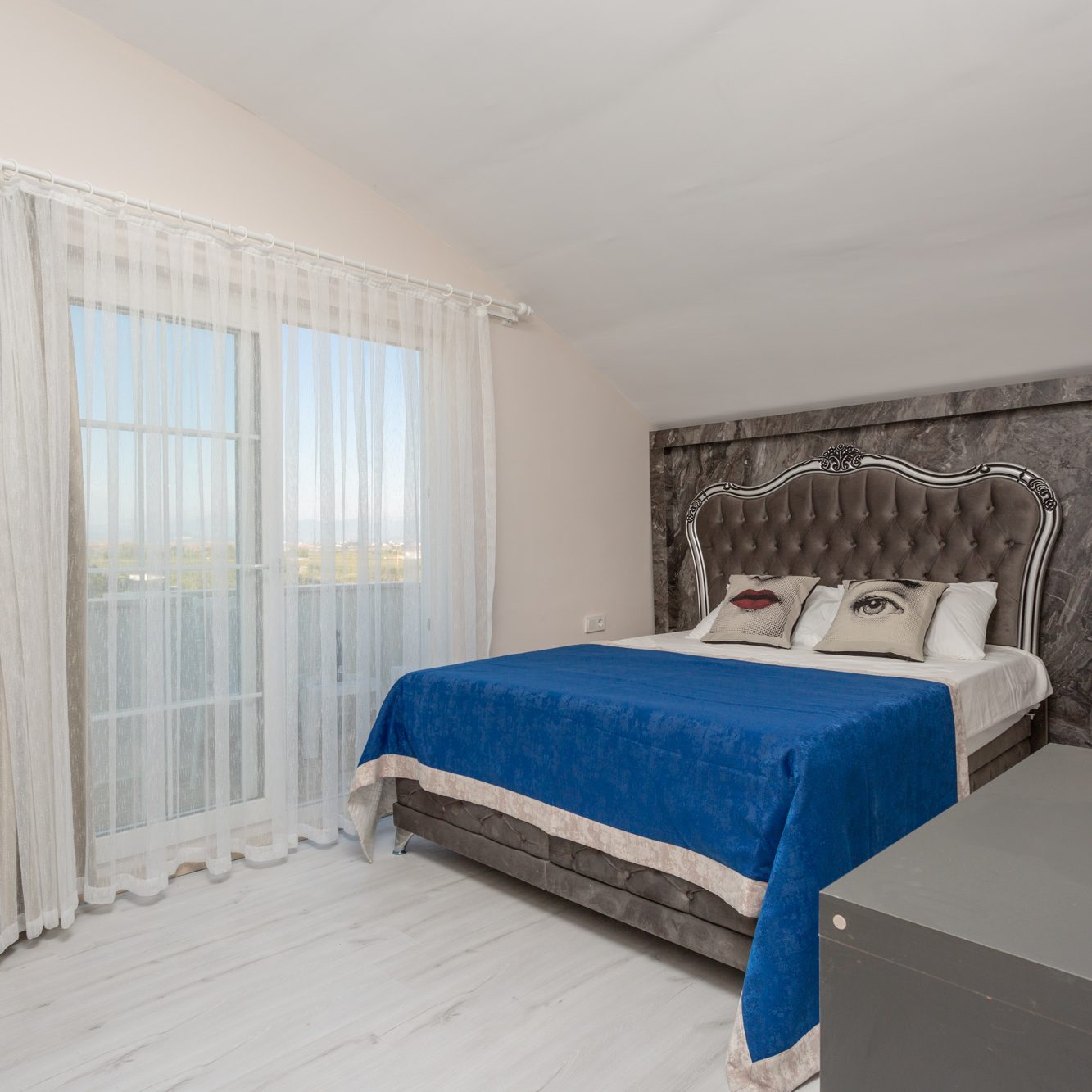 VillaInfinity-Small-45